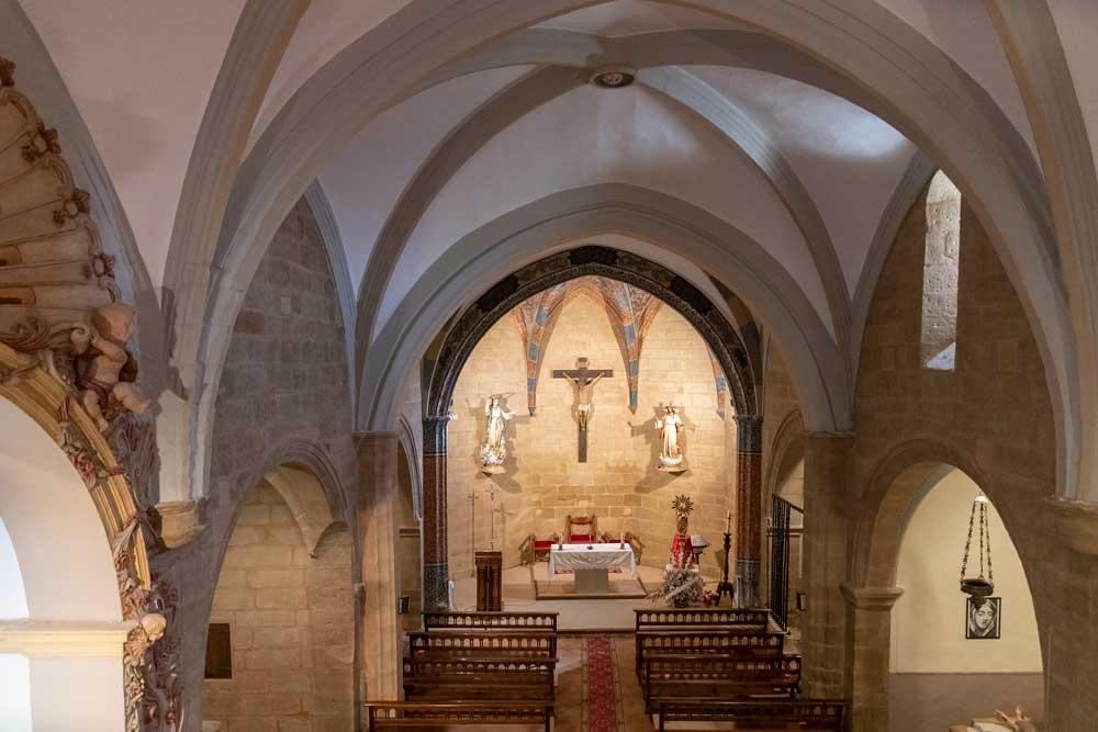 Imagen: Castejón del Puente. Interior de la Iglesia de la Asunción